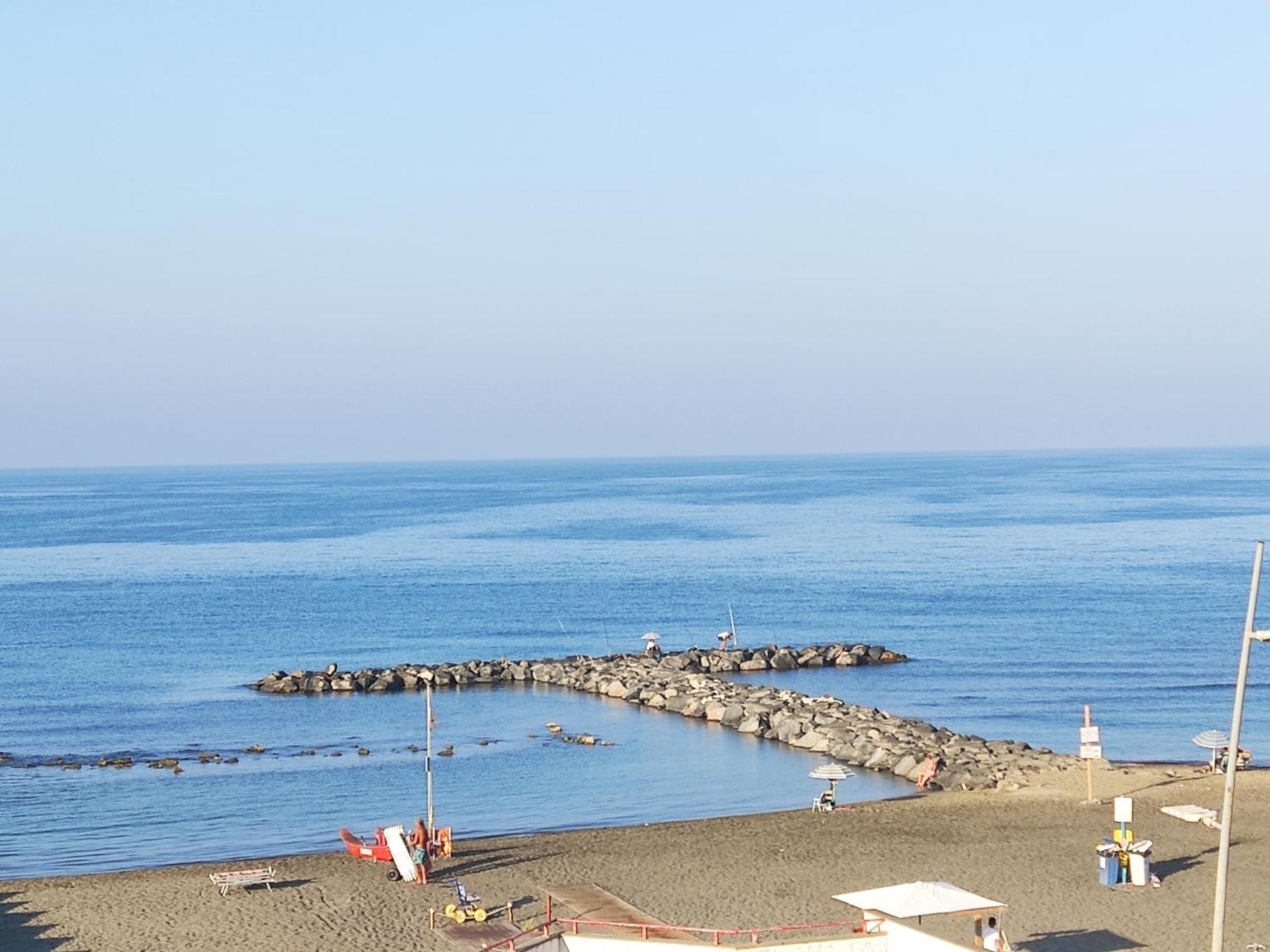 Apartment With Seaview Casa Davidoff Ostia Buitenkant foto