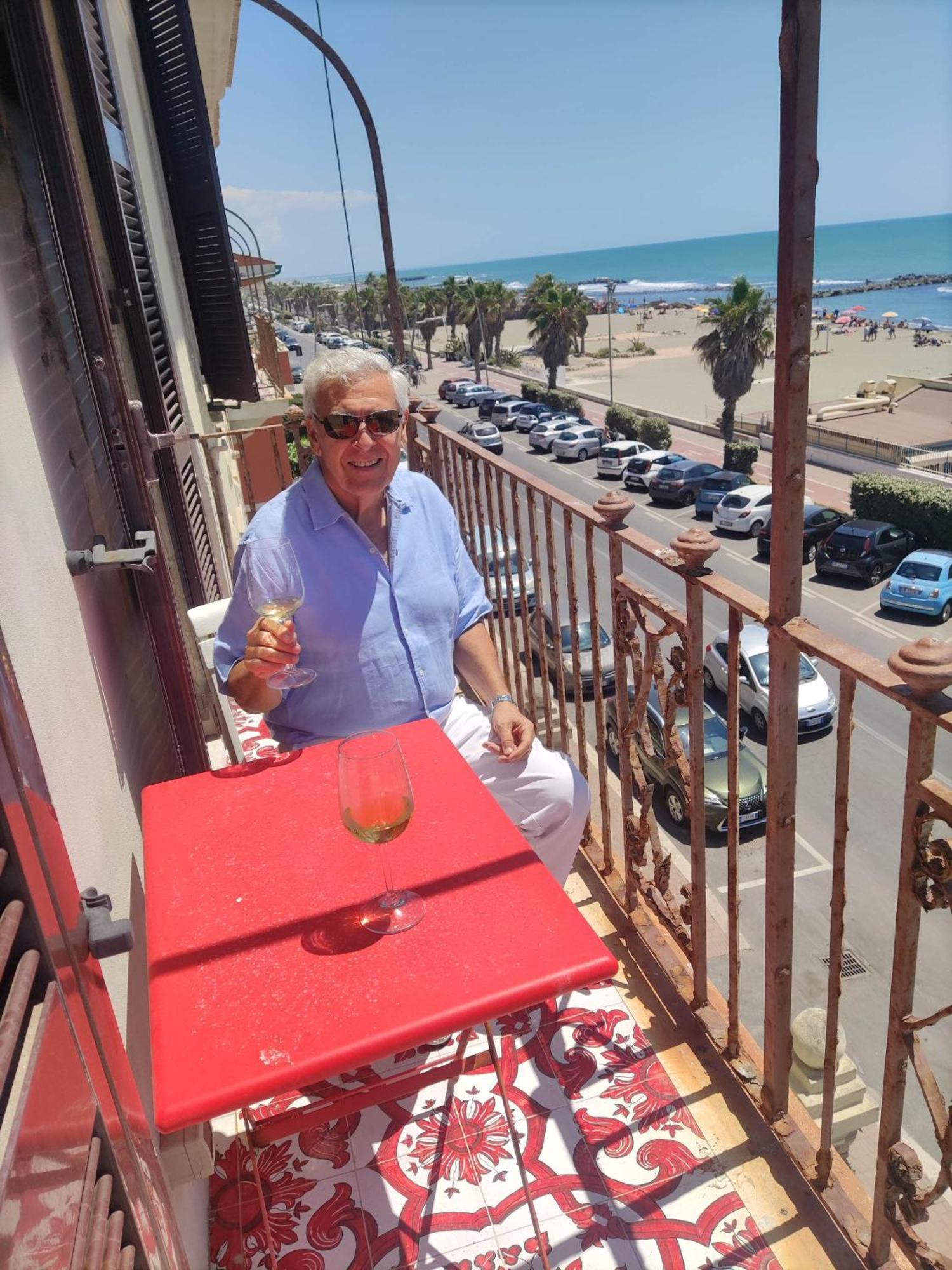Apartment With Seaview Casa Davidoff Ostia Buitenkant foto